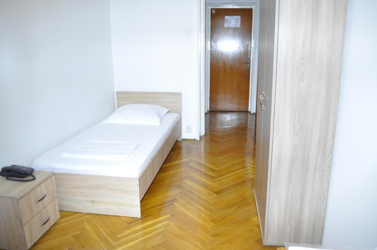 Hotel Triumf Бухарест Екстер'єр фото